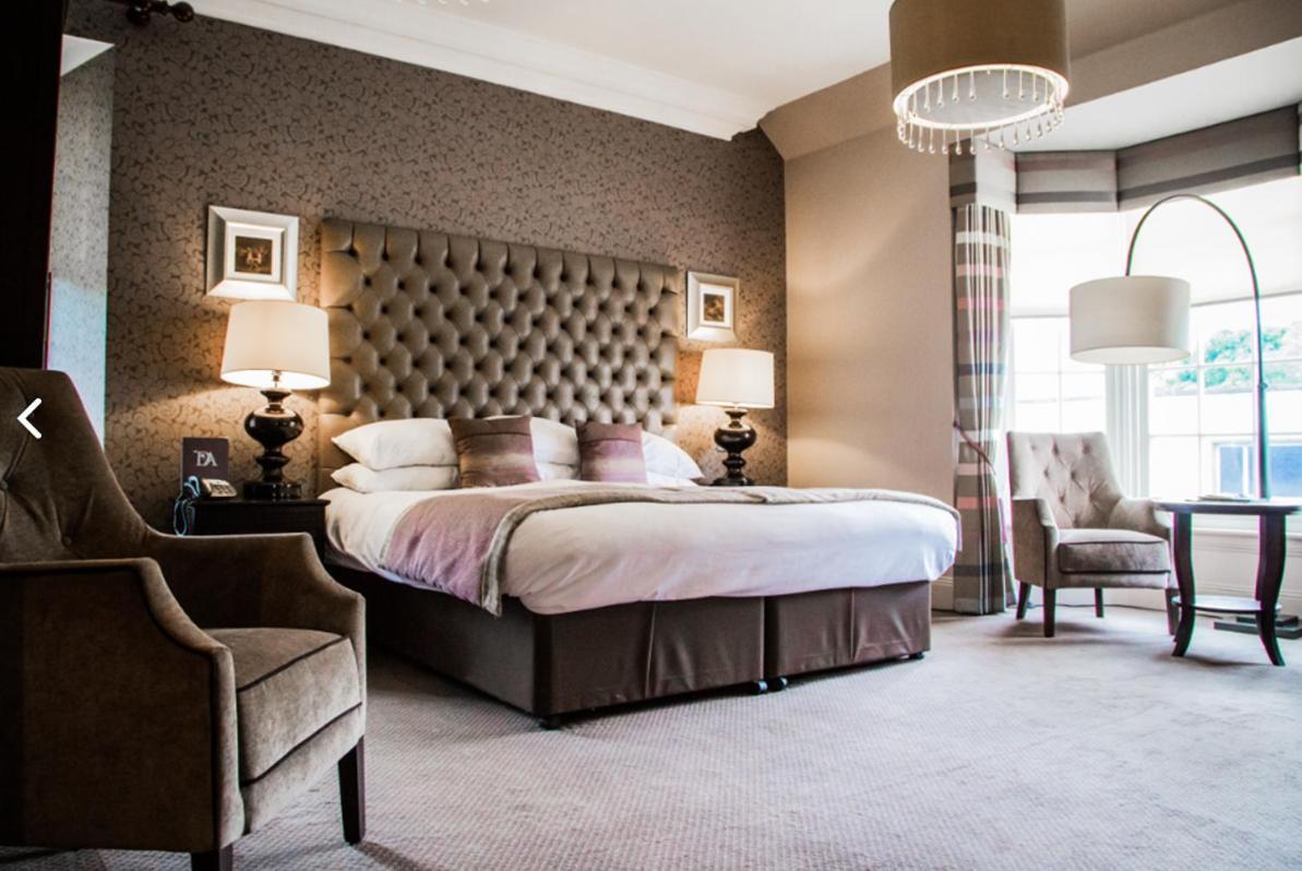 Dumfries Arms Hotel Cumnock Dış mekan fotoğraf