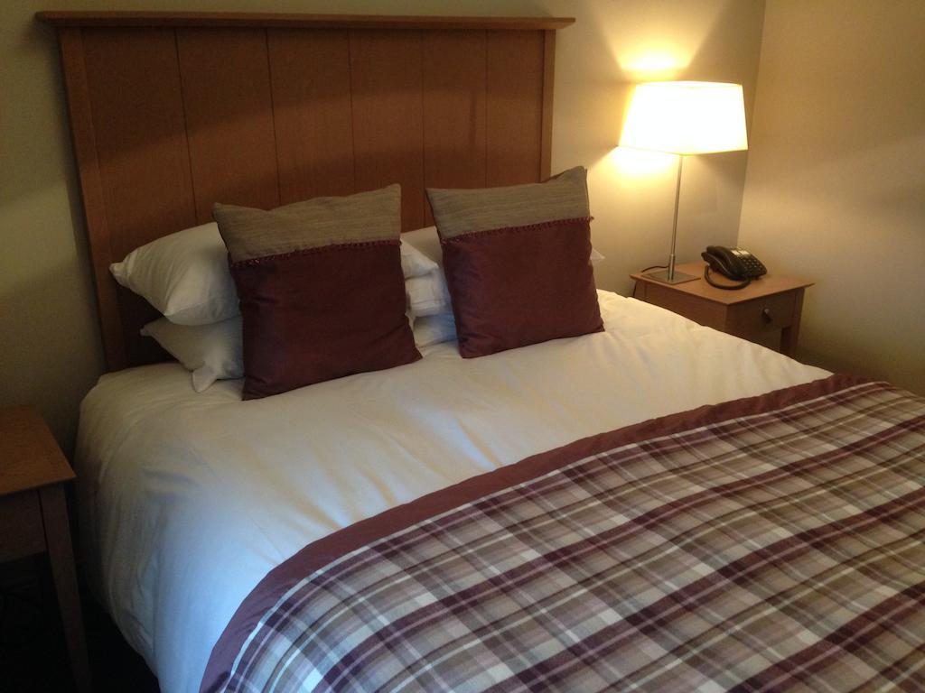Dumfries Arms Hotel Cumnock Oda fotoğraf